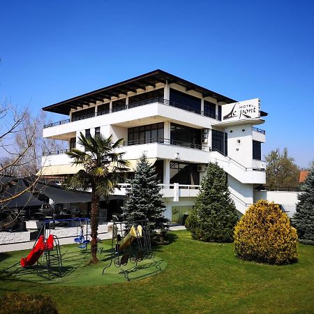 Hotel Le Pont Prijedor Buitenkant foto