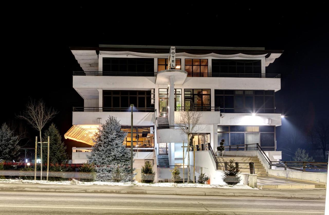 Hotel Le Pont Prijedor Buitenkant foto