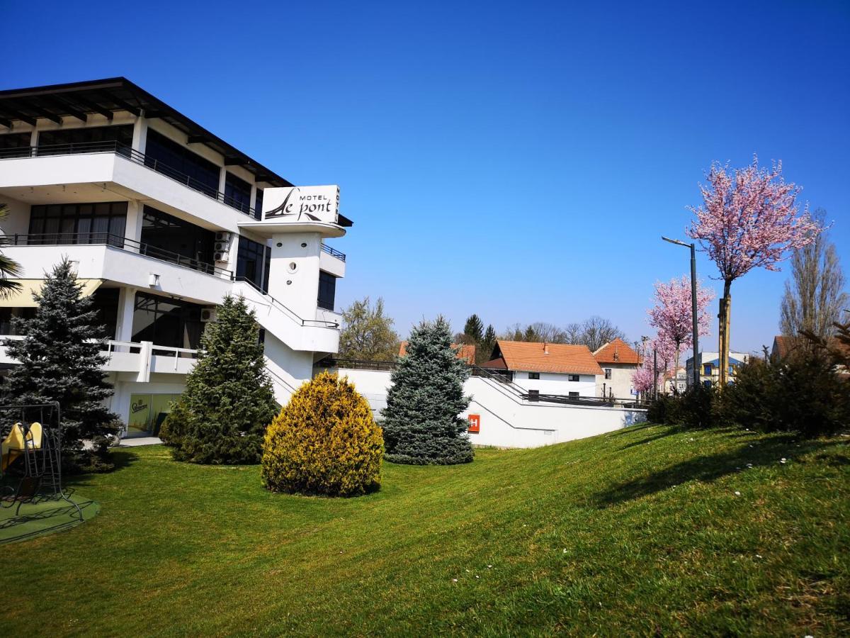 Hotel Le Pont Prijedor Buitenkant foto