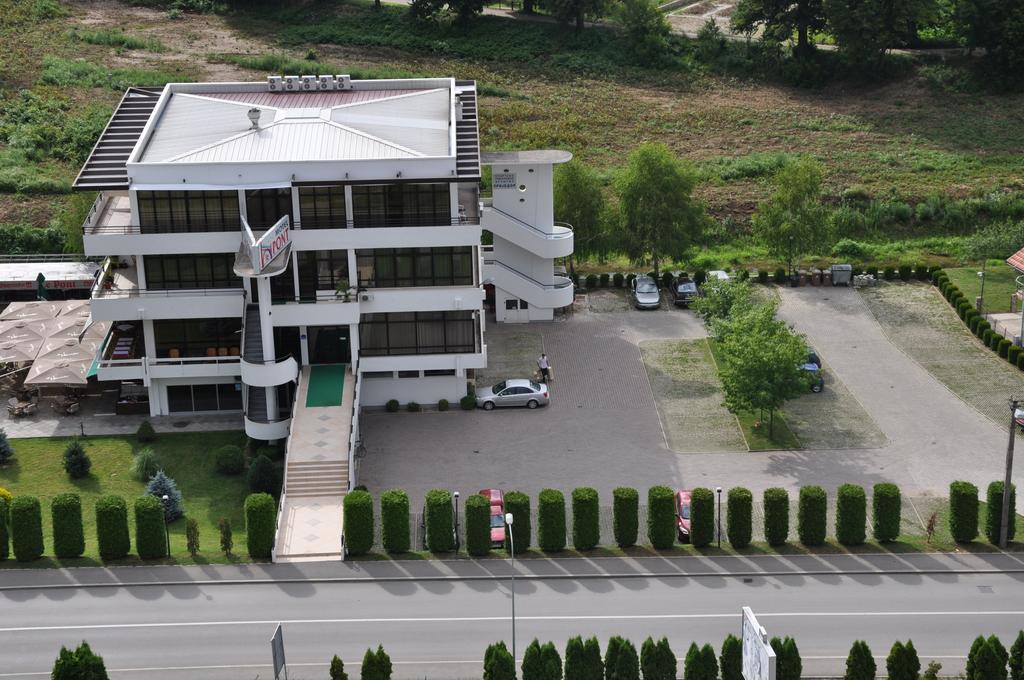 Hotel Le Pont Prijedor Buitenkant foto
