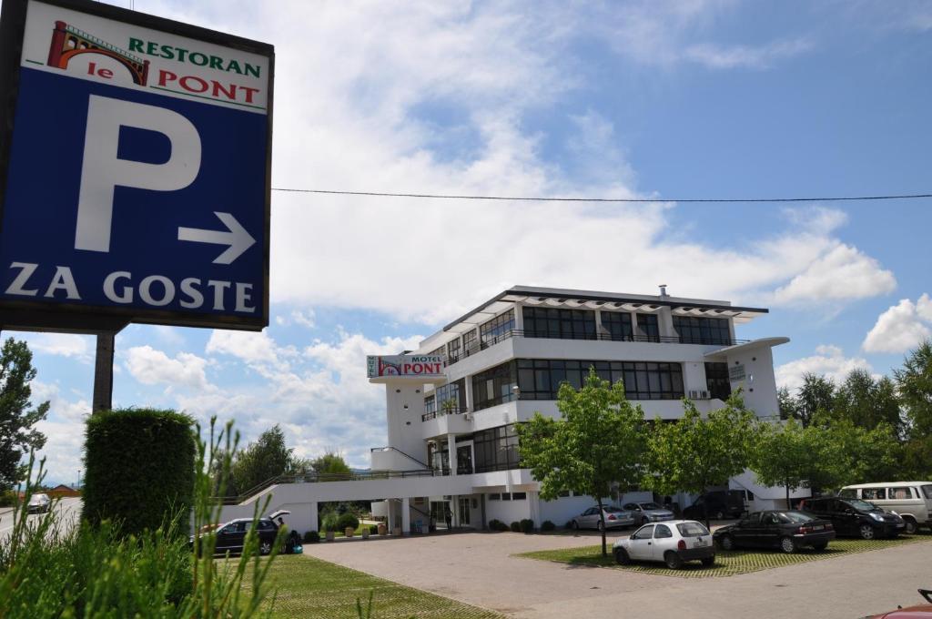 Hotel Le Pont Prijedor Buitenkant foto